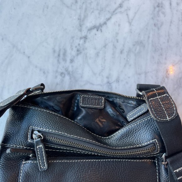 Roots Premium Black Leather Bag - Picture 11 of 11